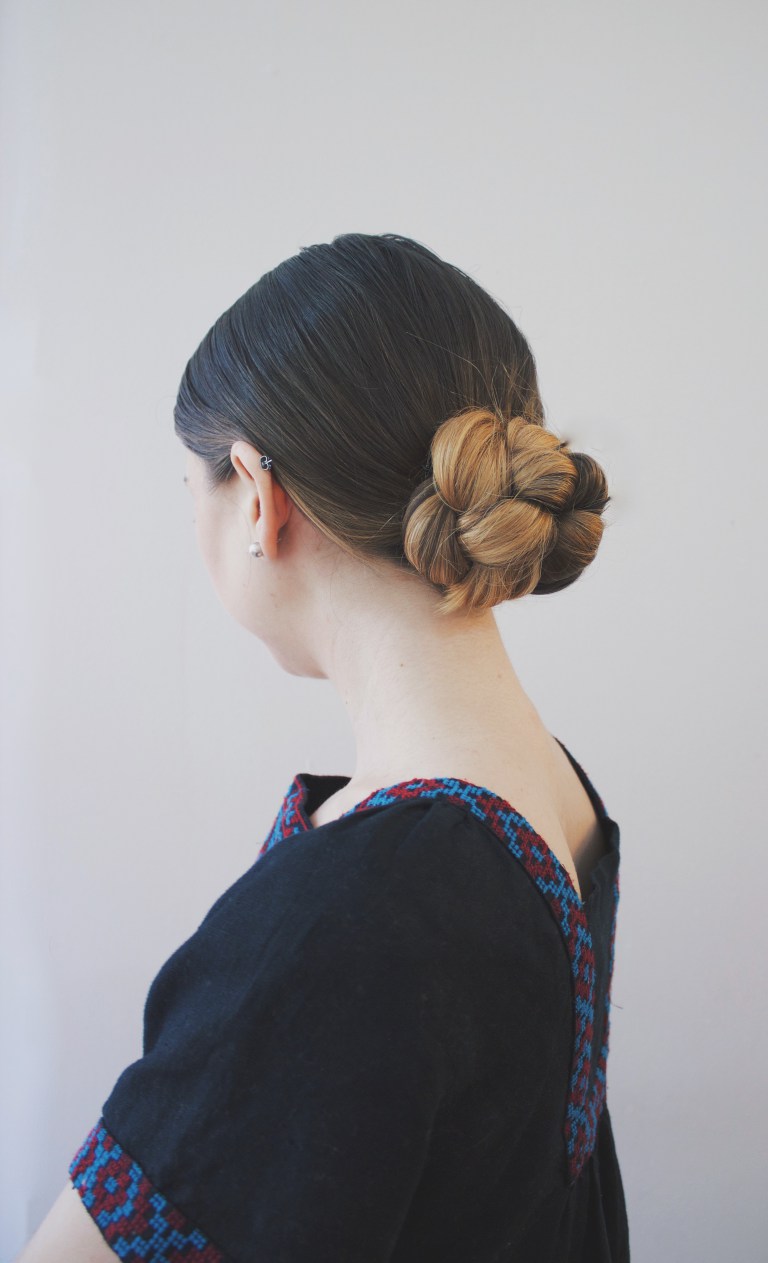 Braided bun hair tutorial