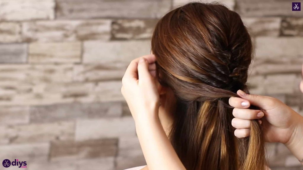 Beautiful and elegant hairstyle tutorial 36