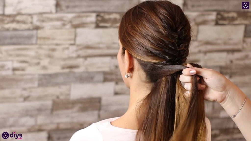 Beautiful and elegant hairstyle tutorial 39