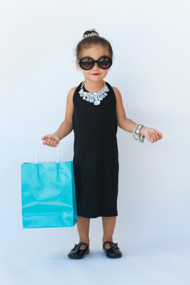 Breakfast at tiffanys costume