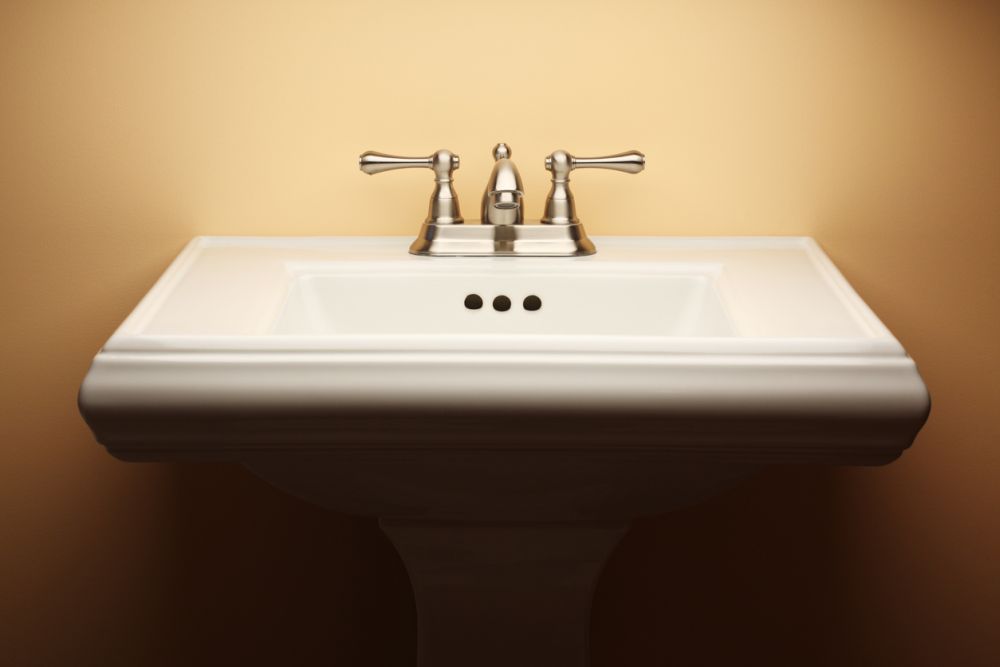 Brushed nickel faucet