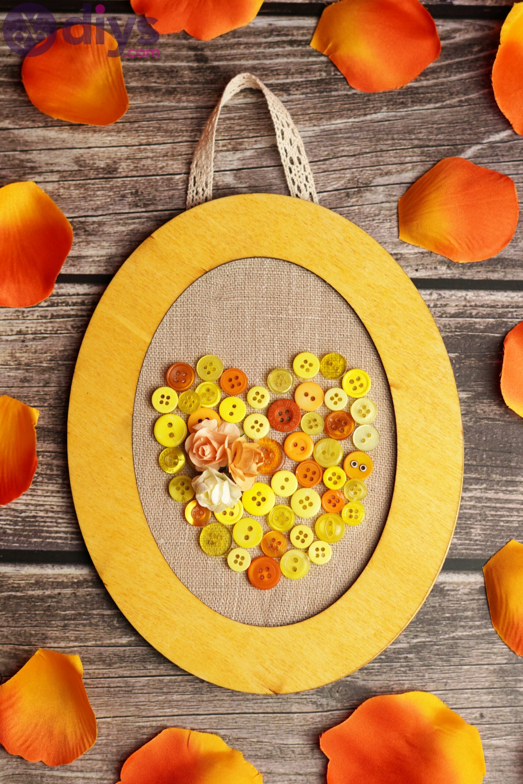 Button heart wall art photos (1)