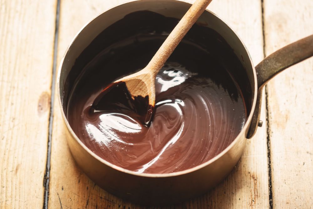 Chocolate syrup