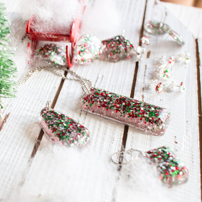 Christmas resin set