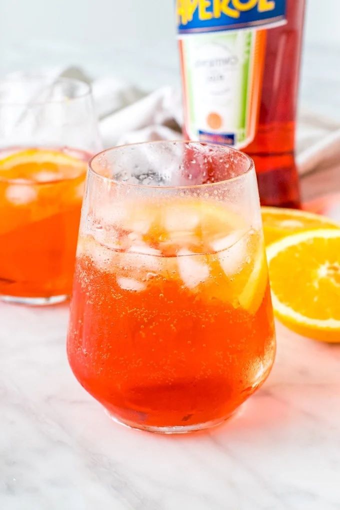 Classic aperol spritz