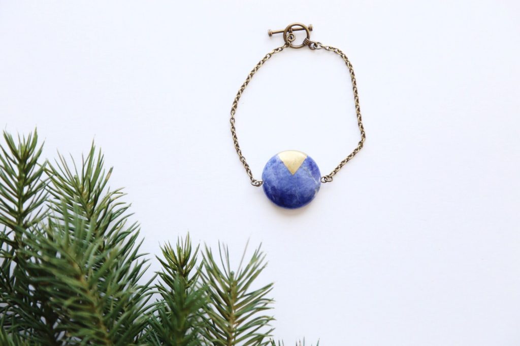 Color block stone bracelet