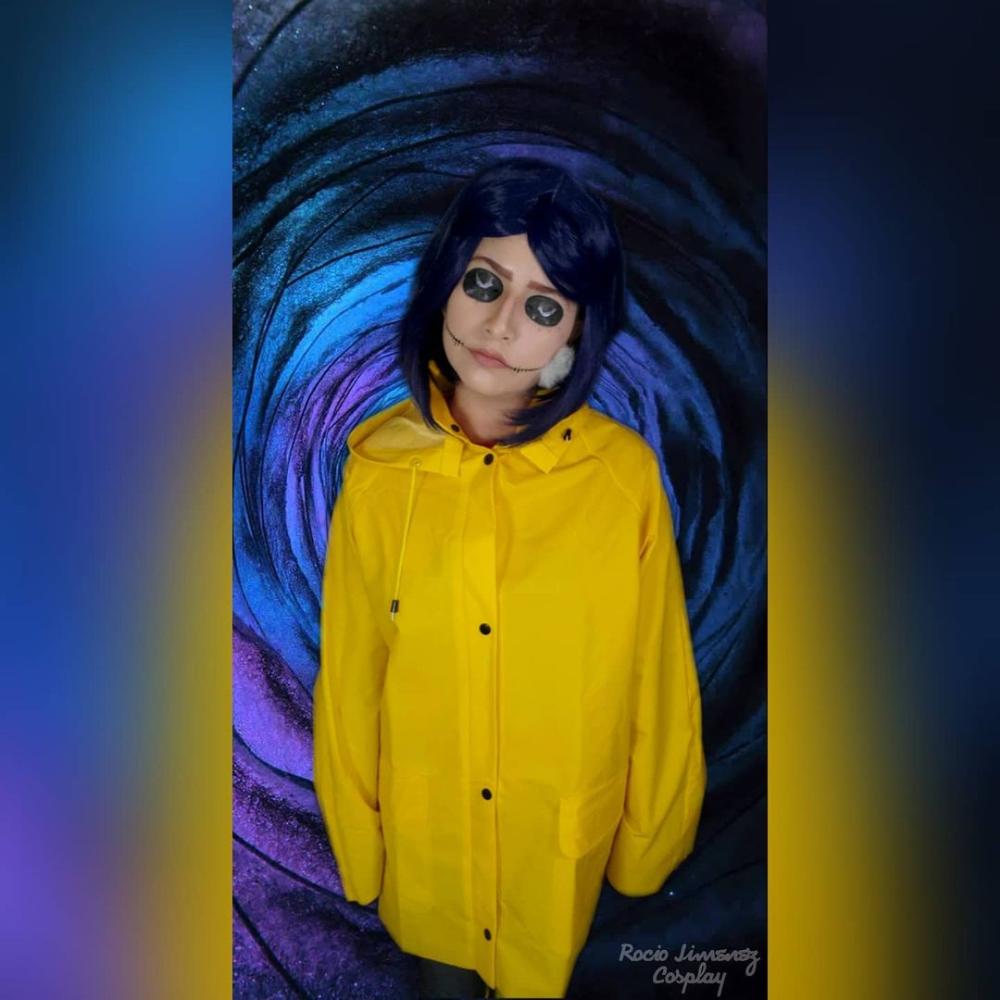 Coraline blue hair halloween costume 