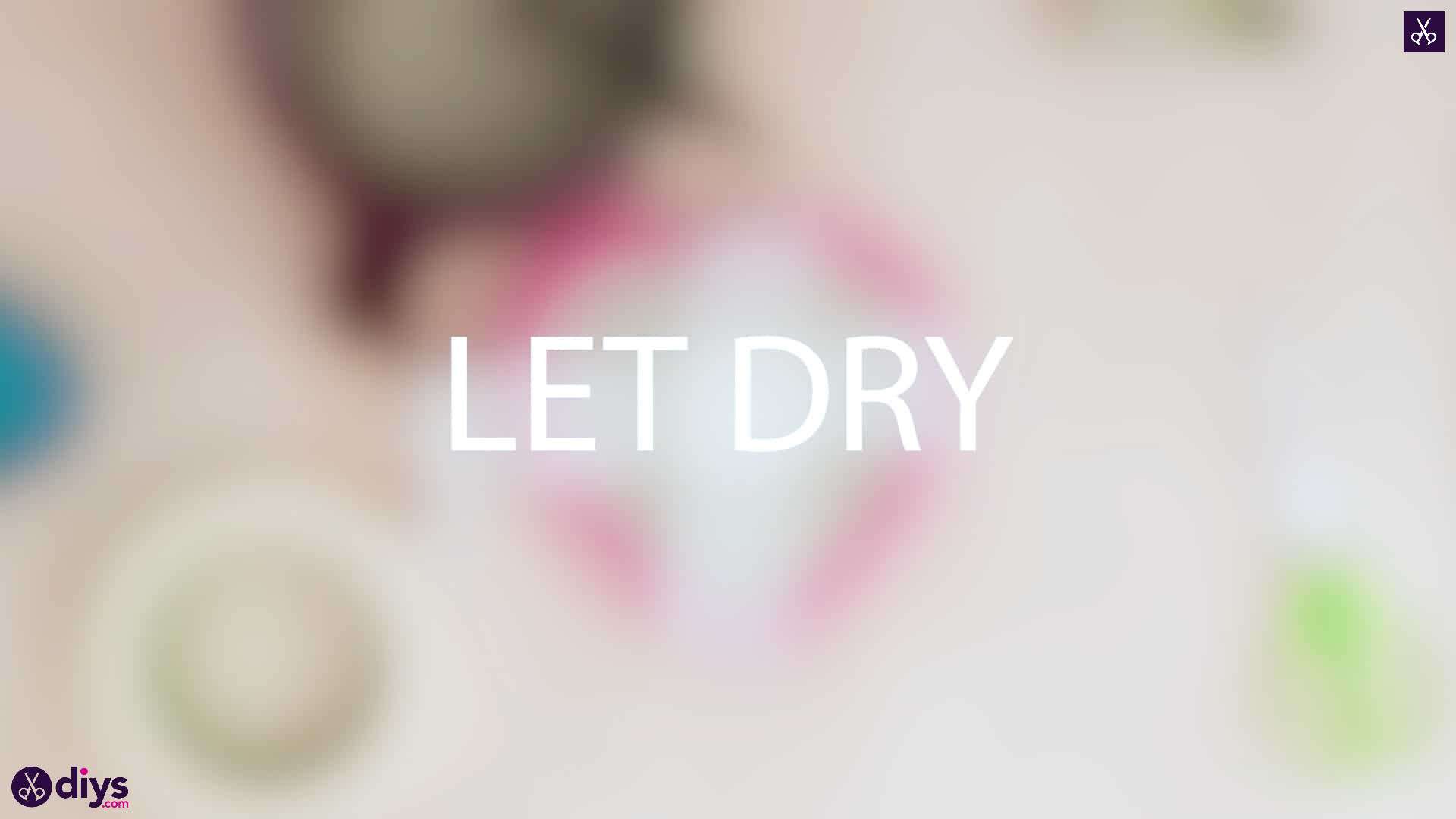 Diy concrete heart candle holder let dry