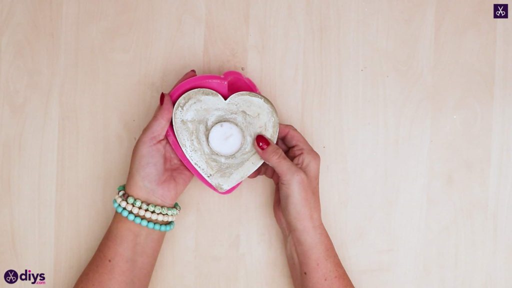 Diy concrete heart candle holder removing mold