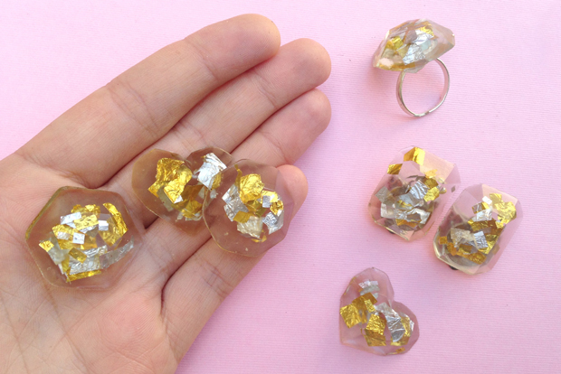 Diy confetti resin jewelry