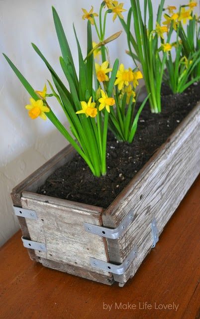 Diy distressed window flower box with l brackets
