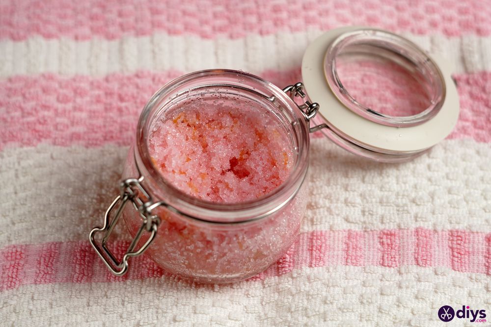 Diy face scrub (1)