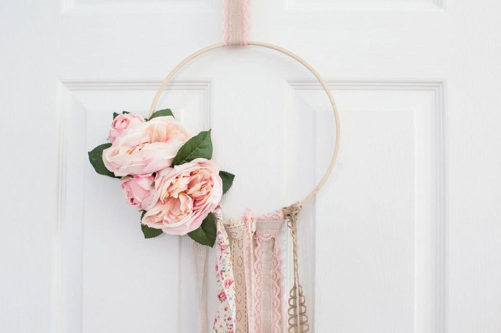 Diy floral boho spring hoop wreath