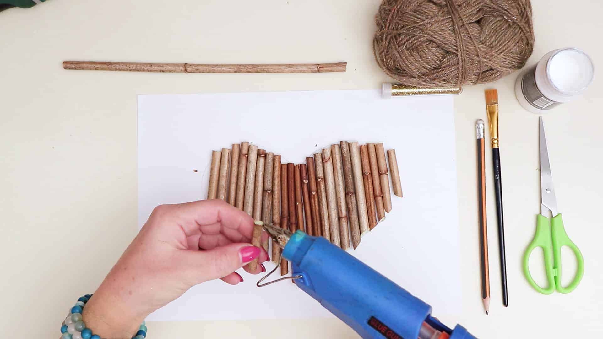 Diy hanging twig heart 3b