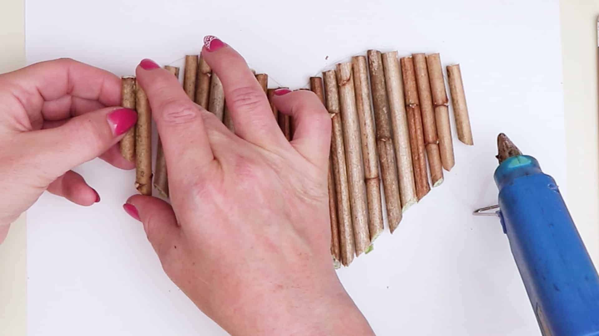 Diy hanging twig heart 3c