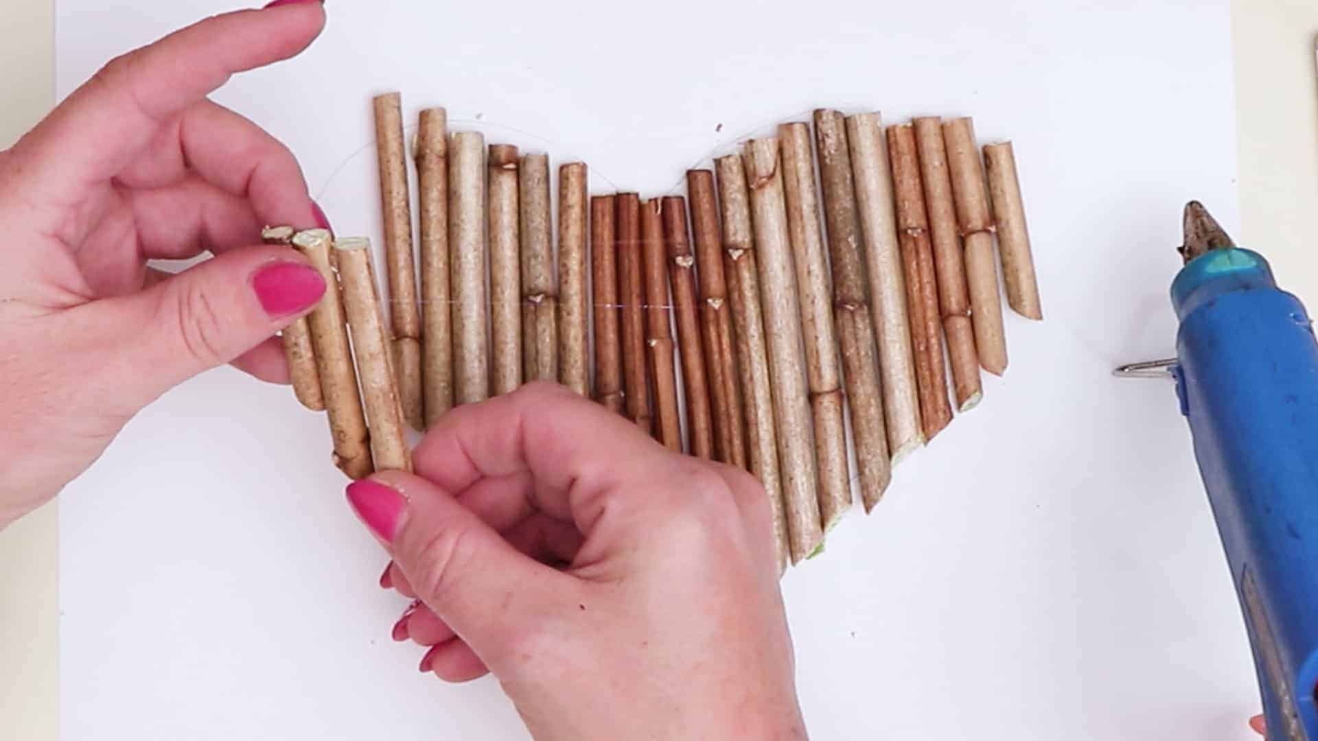 Diy hanging twig heart 3d