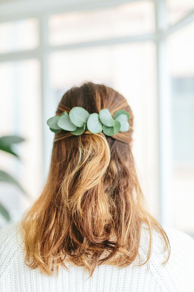 Diy leaf hair comb