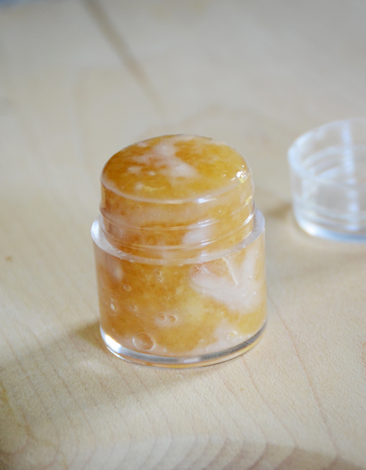 Diy lip scrub