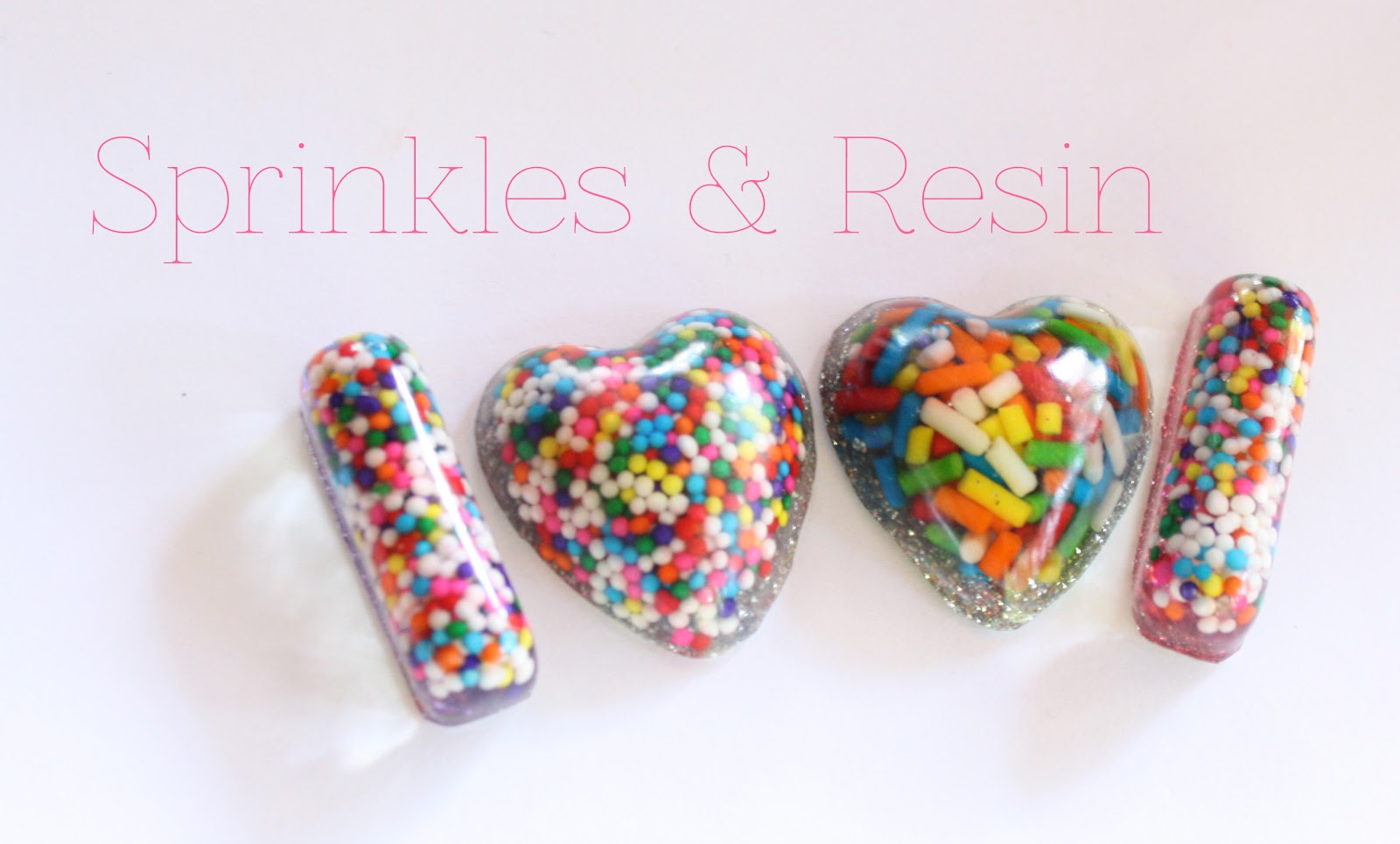 Diy sprinkle resin jewlery