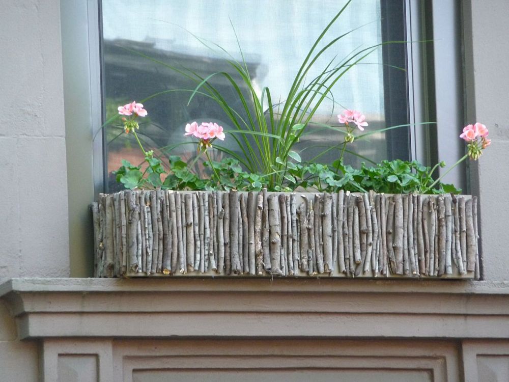 Diy twig window box