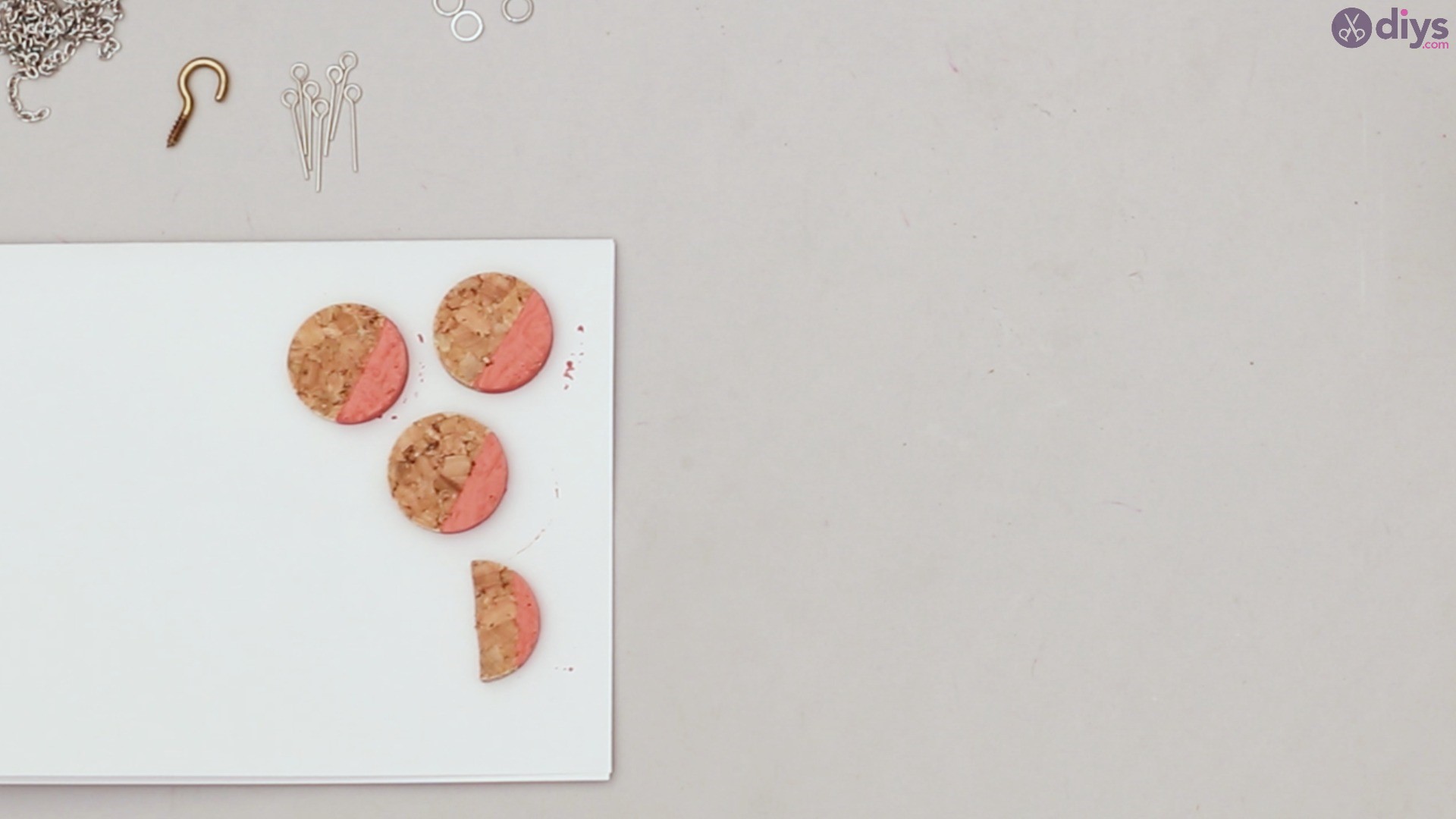 Diy wine cork necklace (10)