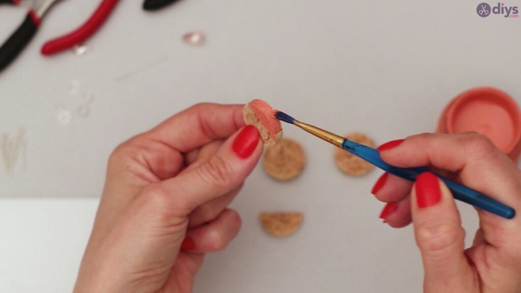 Diy wine cork necklace (7)