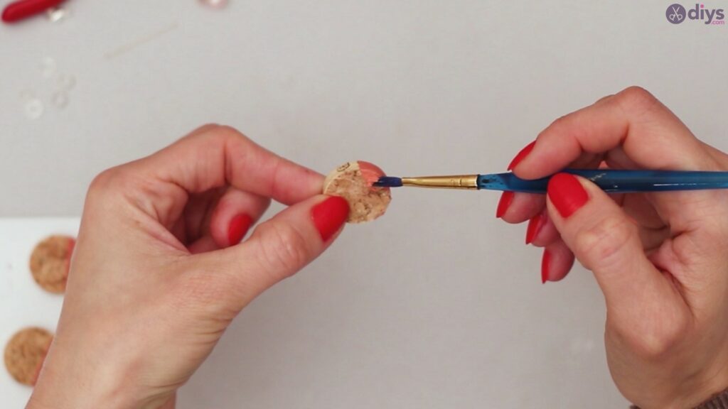 Diy wine cork necklace (8)