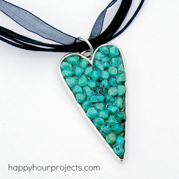 Druzy resin necklace