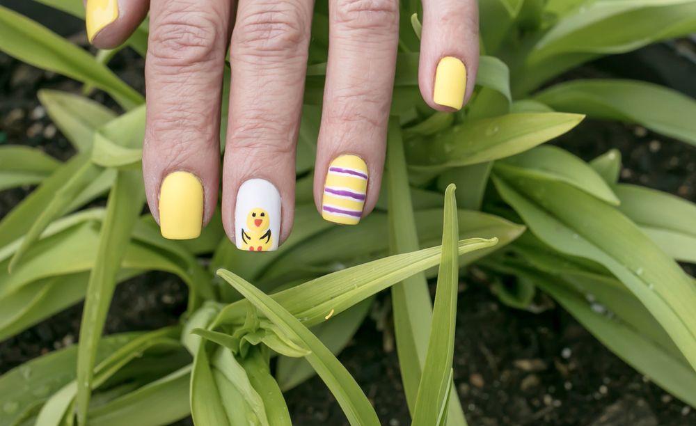 Easter chick nails