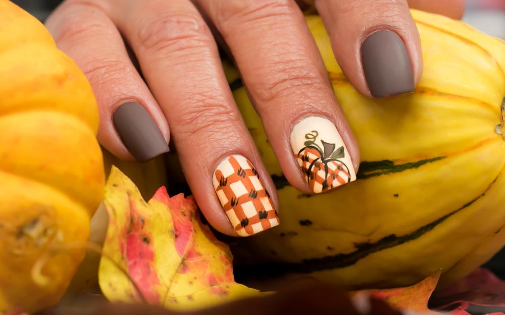 Fall plaid pumpkin halloween nail art
