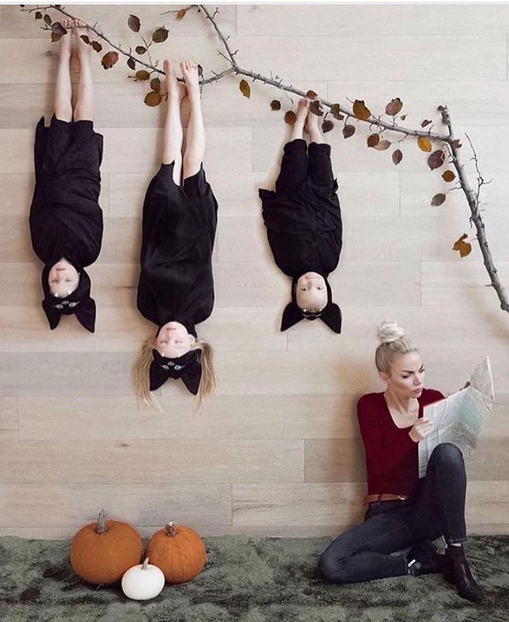 Family of bats easy halloween costumes 