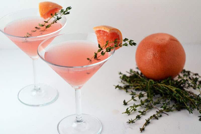 Grapefruit thyme martini