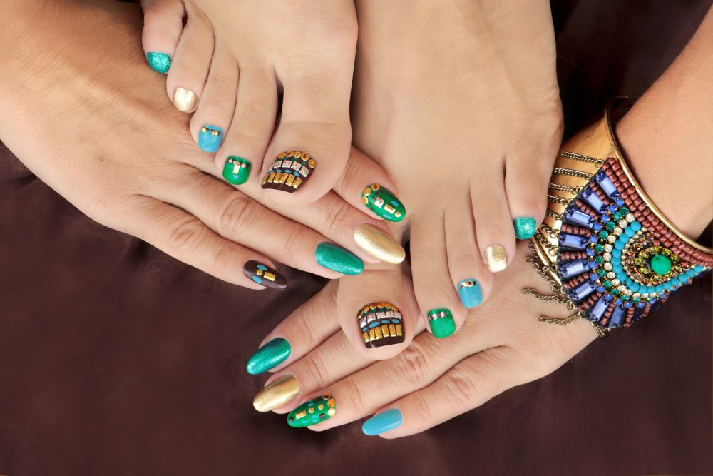 Green accent pedicure