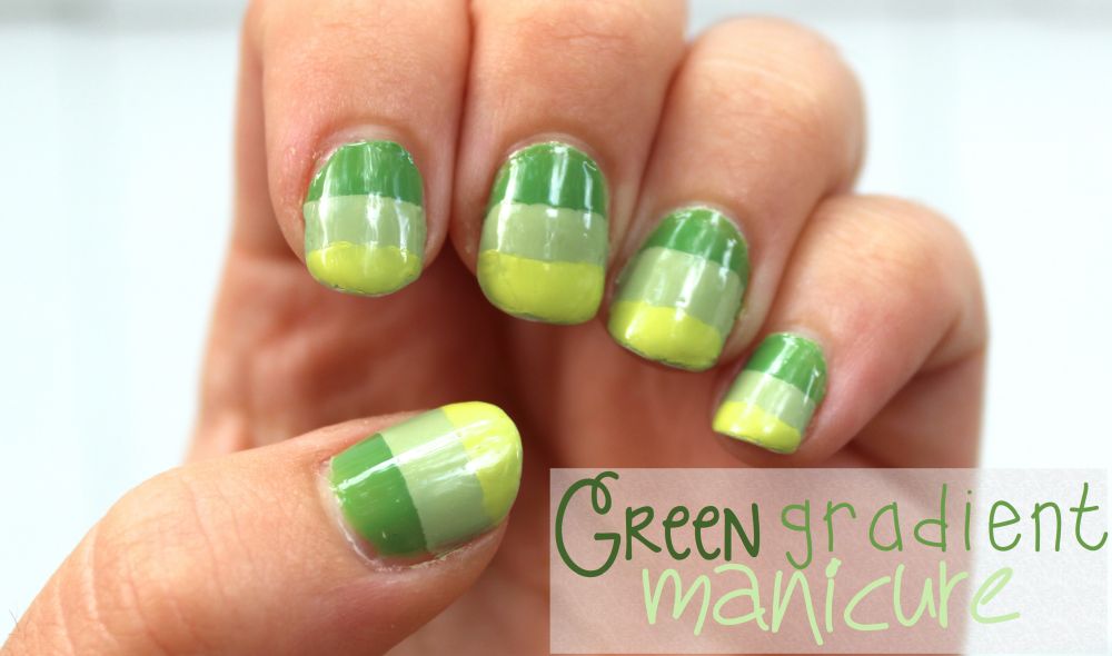Green gradient manicure