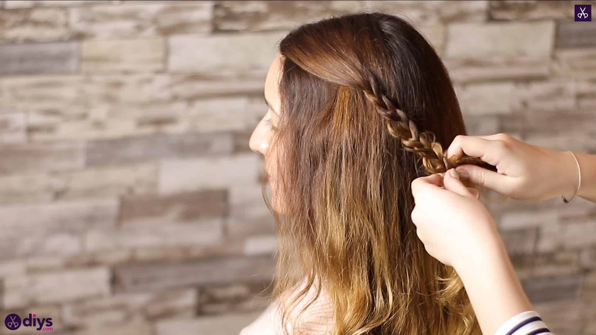 Half up, half down hairstyle for spring14