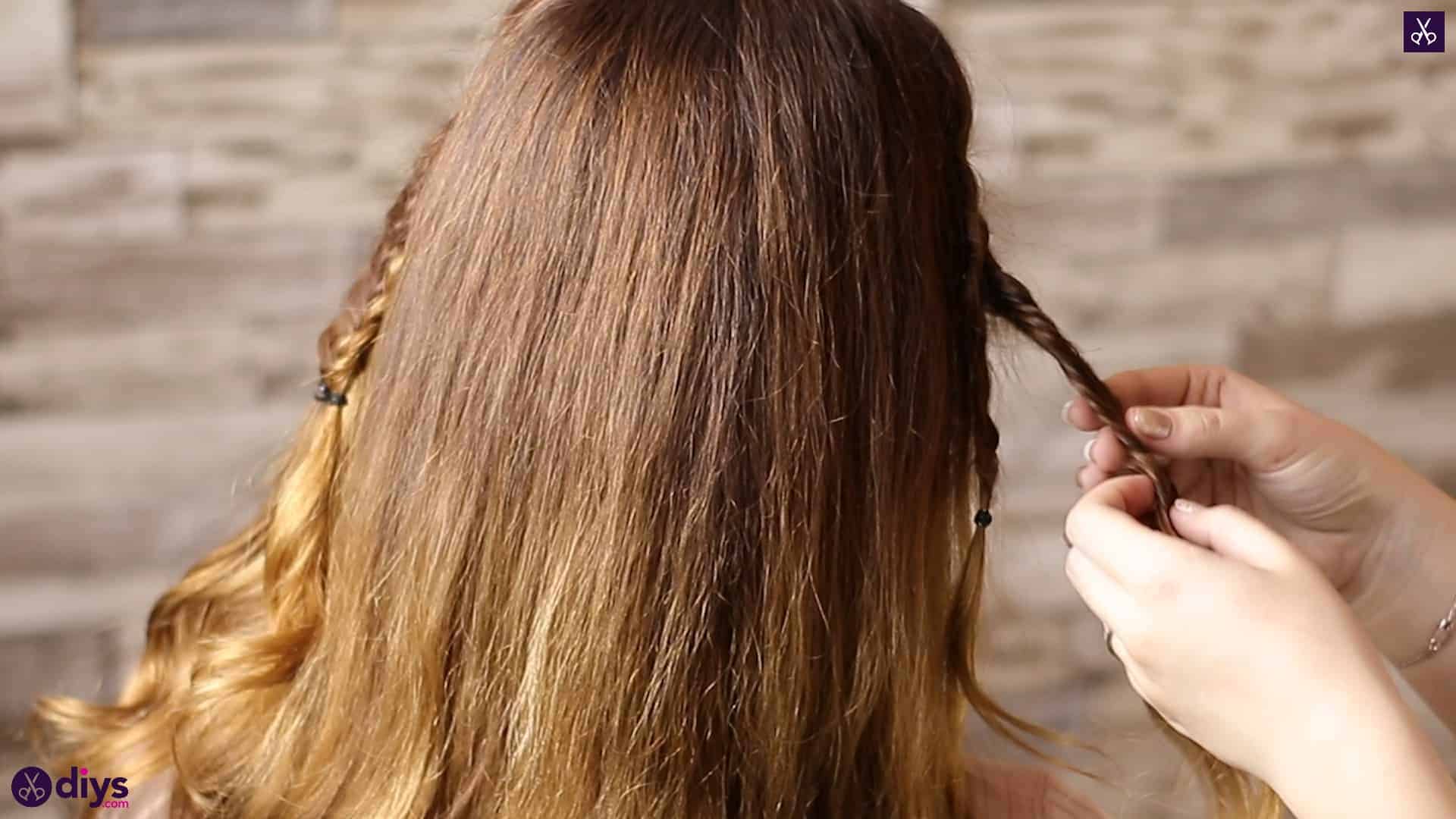 Half up, half down hairstyle for spring33