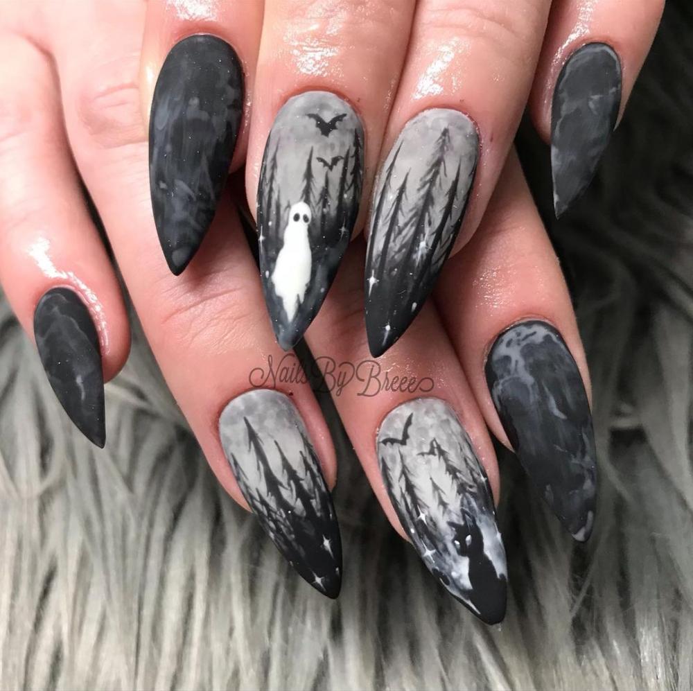 Haunted forest black nail ideas