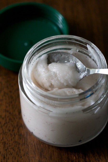 Homemade orange kids' toothpaste