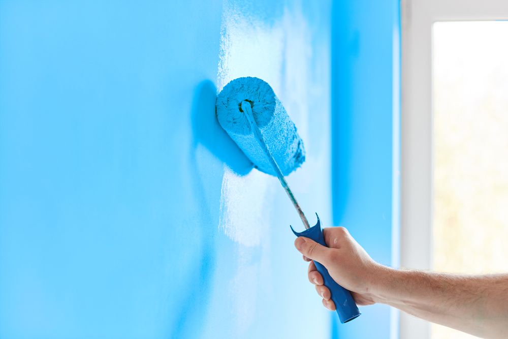 How to paint a bedroom