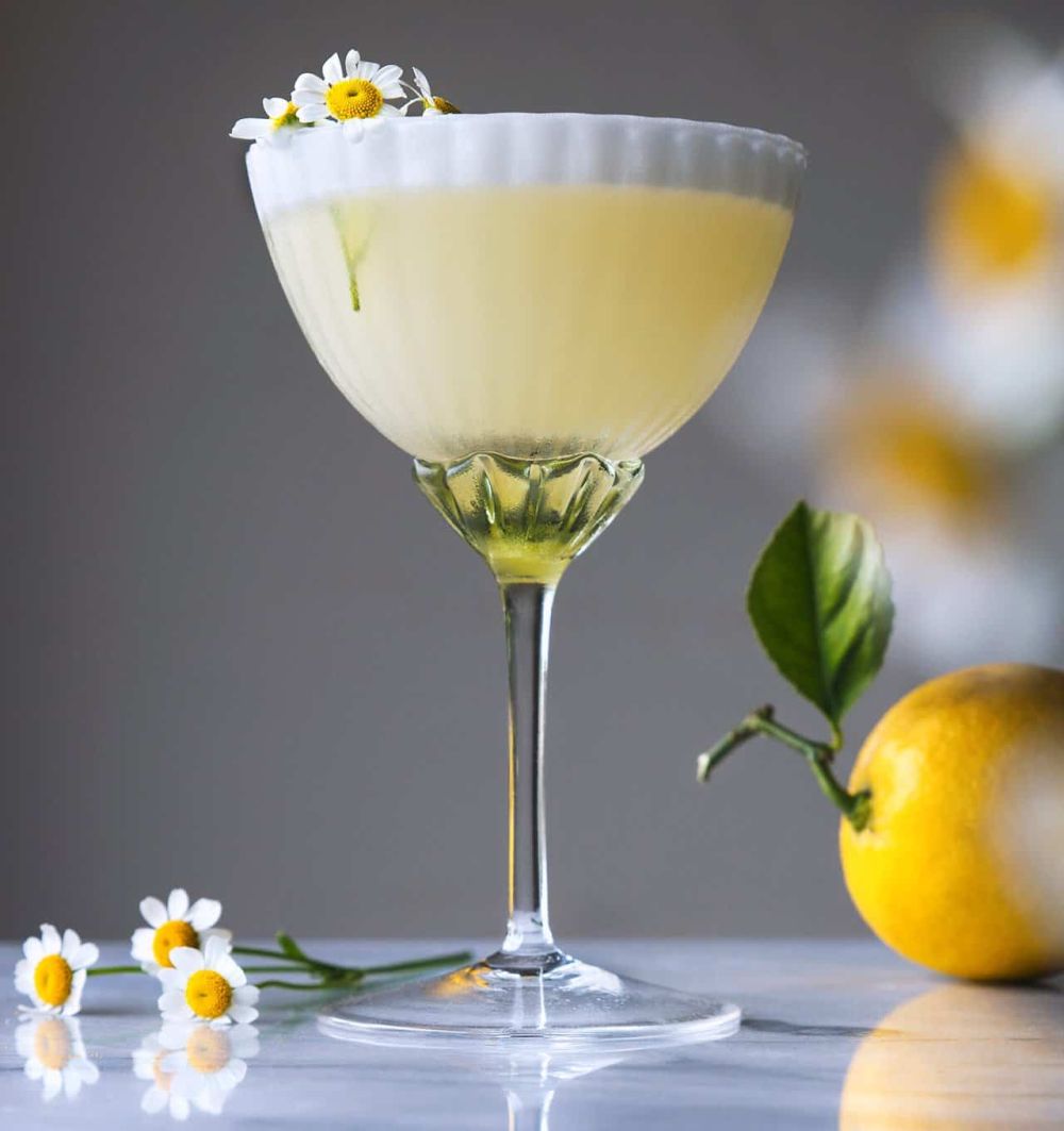Lemon chamomile spring cocktail