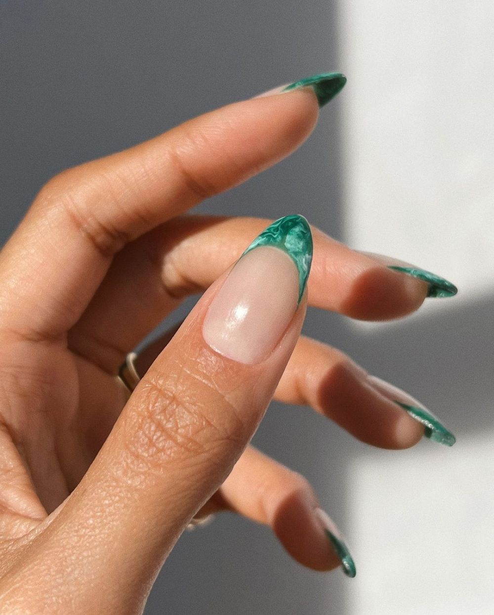Marbled green french manicure