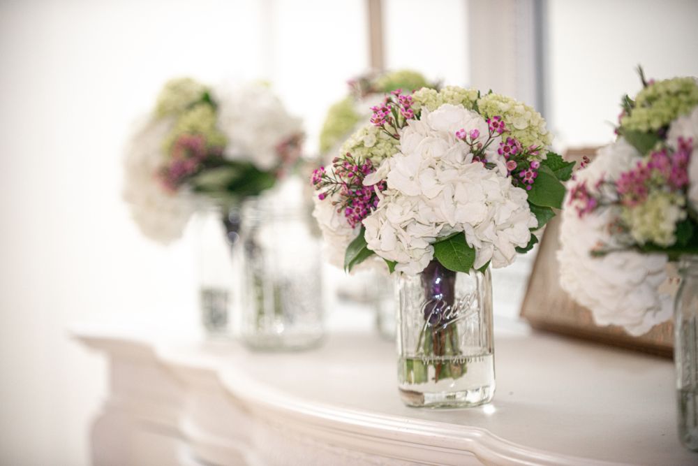 Mason jar flower vase