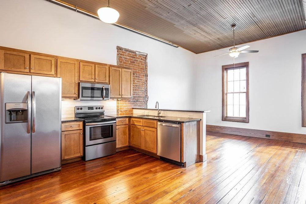 Natural wood ceiling planks 
