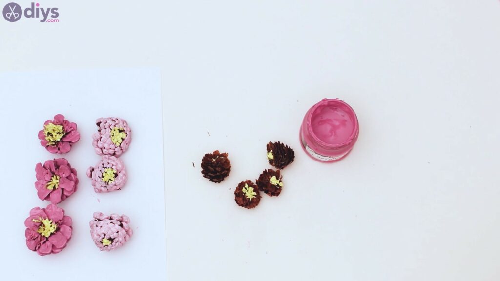 Pinecone flowers steps (21)