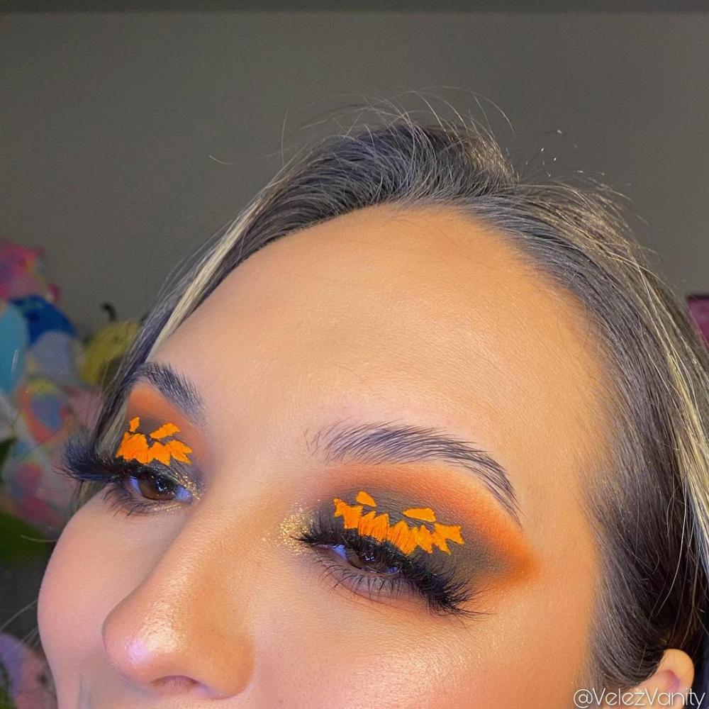 Pretty halloween makeup