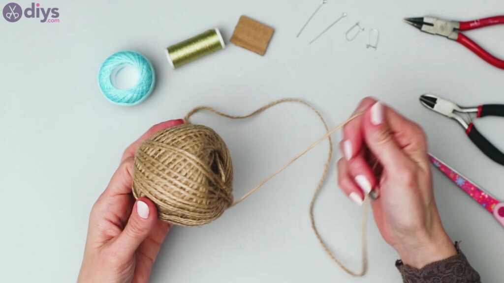 Raffia tassle earrings steps (1)
