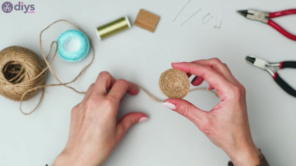 Raffia tassle earrings steps (13)