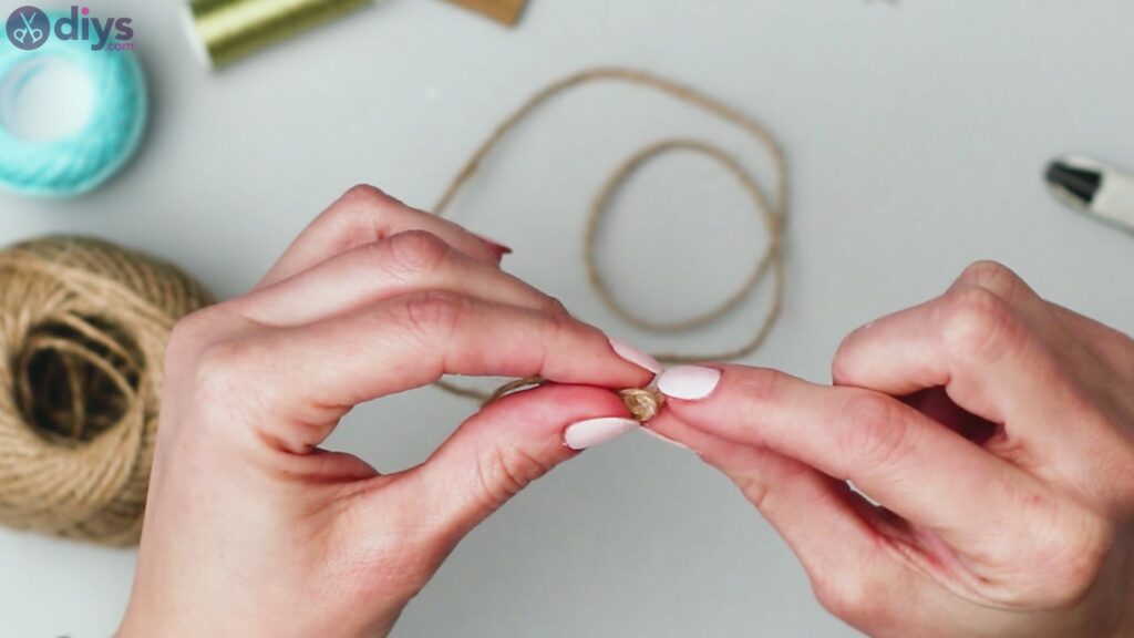 Raffia tassle earrings steps (3)