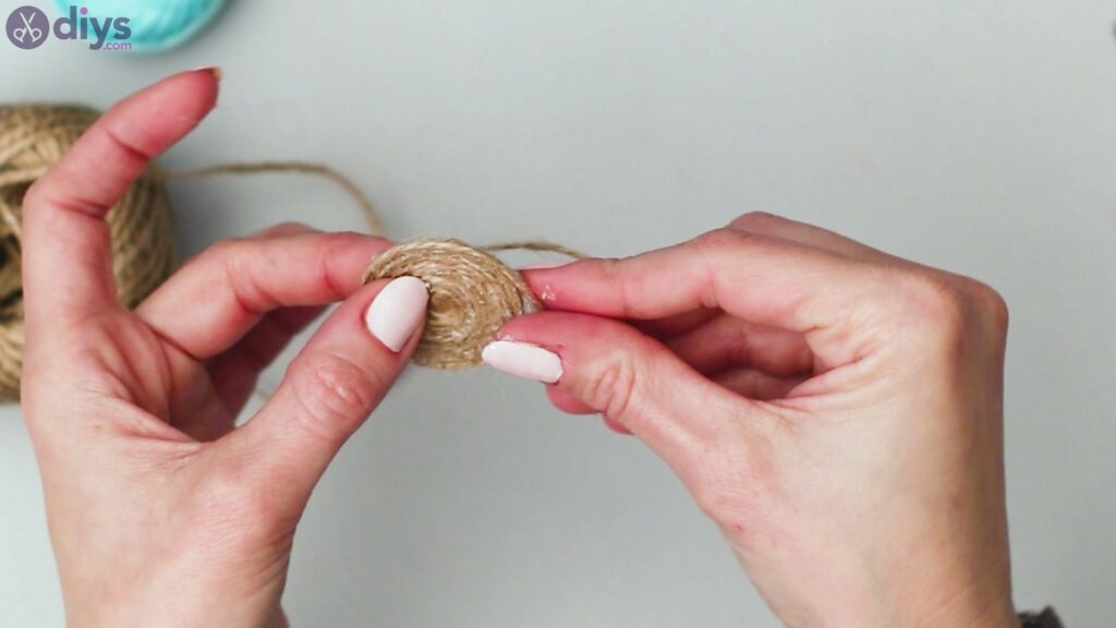Raffia tassle earrings steps (9)