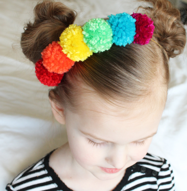 Rainbow pom pom necklace